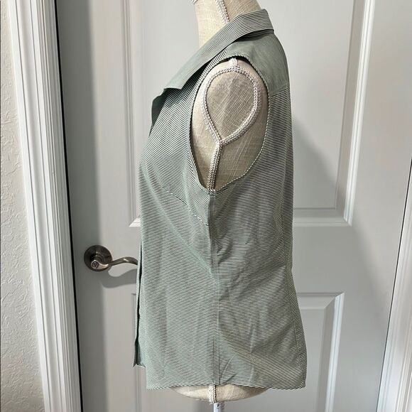 Talbots Haberdashery Petites Sleeveless Button Down Shirt Covered Buttons NWOT - Picture 6 of 9